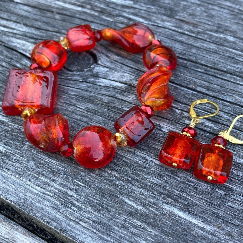 NWT Lampwork Glass Stretch Elastic Bracelet & Matching Earring Set